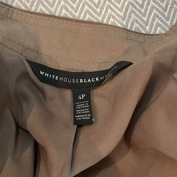 White House Black Market Soft Utility Blazelette Jacket Size 4P - Picture 4 of 5